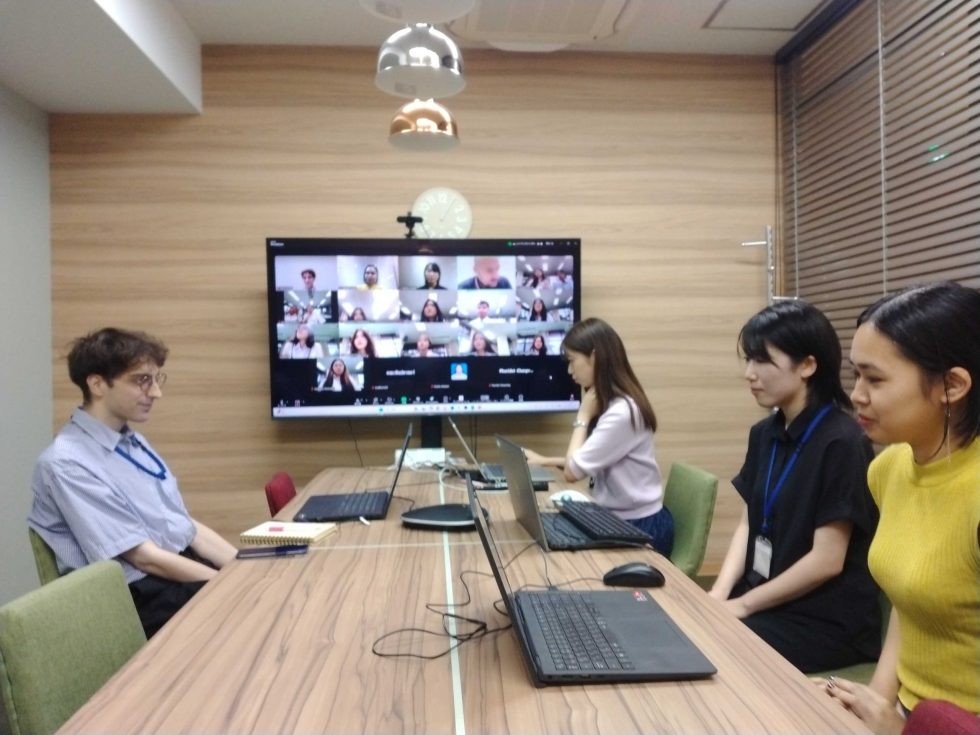 タイの大学生と翻訳業界のキャリアについてオンライン交流会を実施!